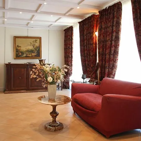 Dei Laghi Villa